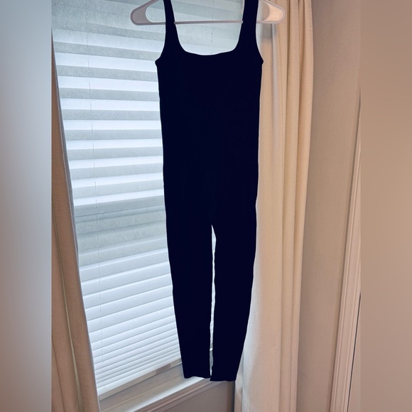 Black Women's Full Length Fitted Ribbed Bodysuit Jumpsuit - Picture 4 of 9